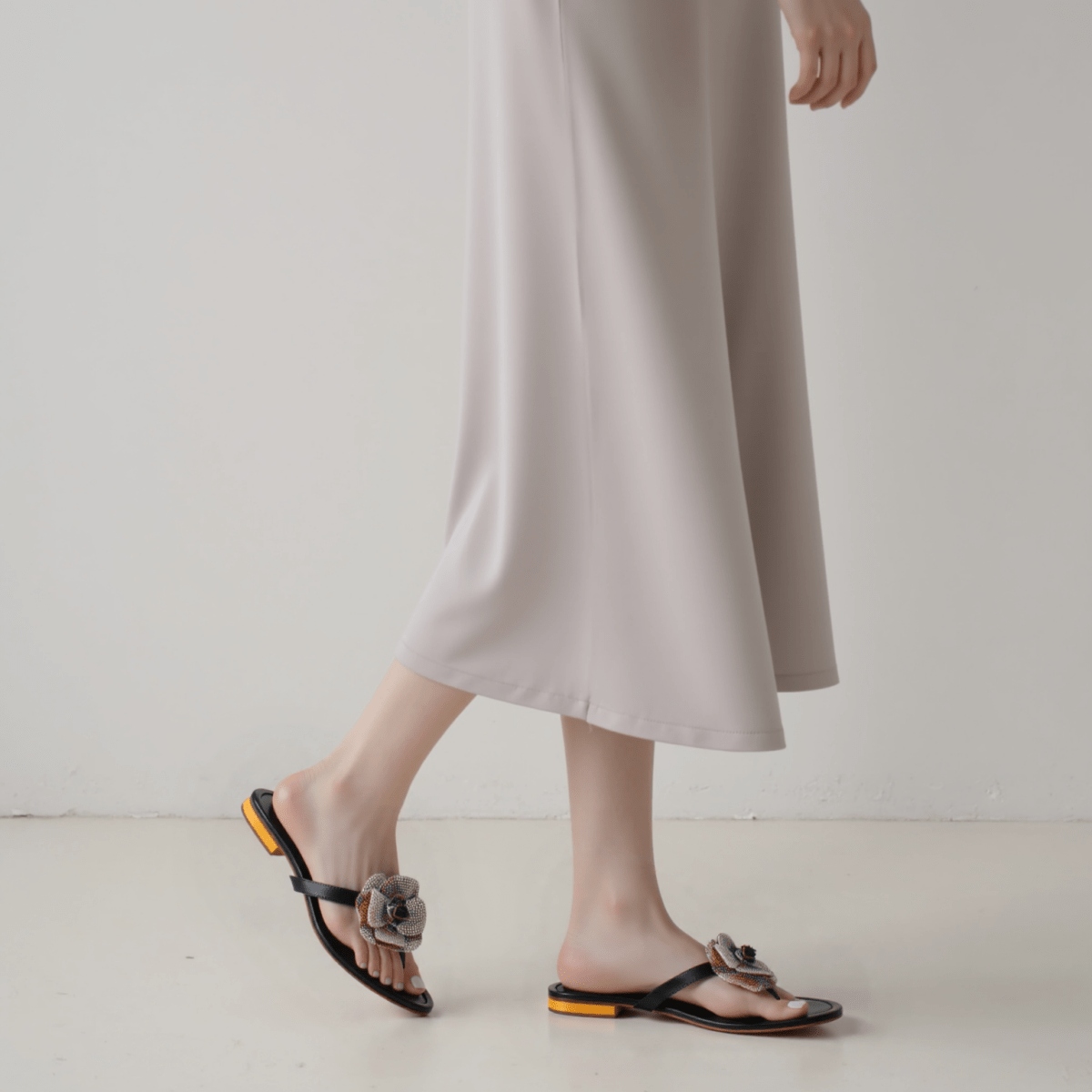 Women Formal Slippers - 40208S